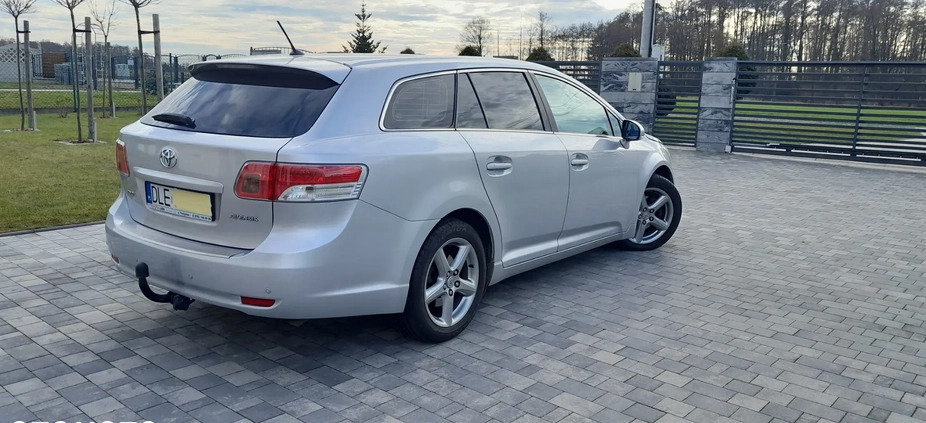 Toyota Avensis cena 22300 przebieg: 242800, rok produkcji 2010 z Legnica małe 16
